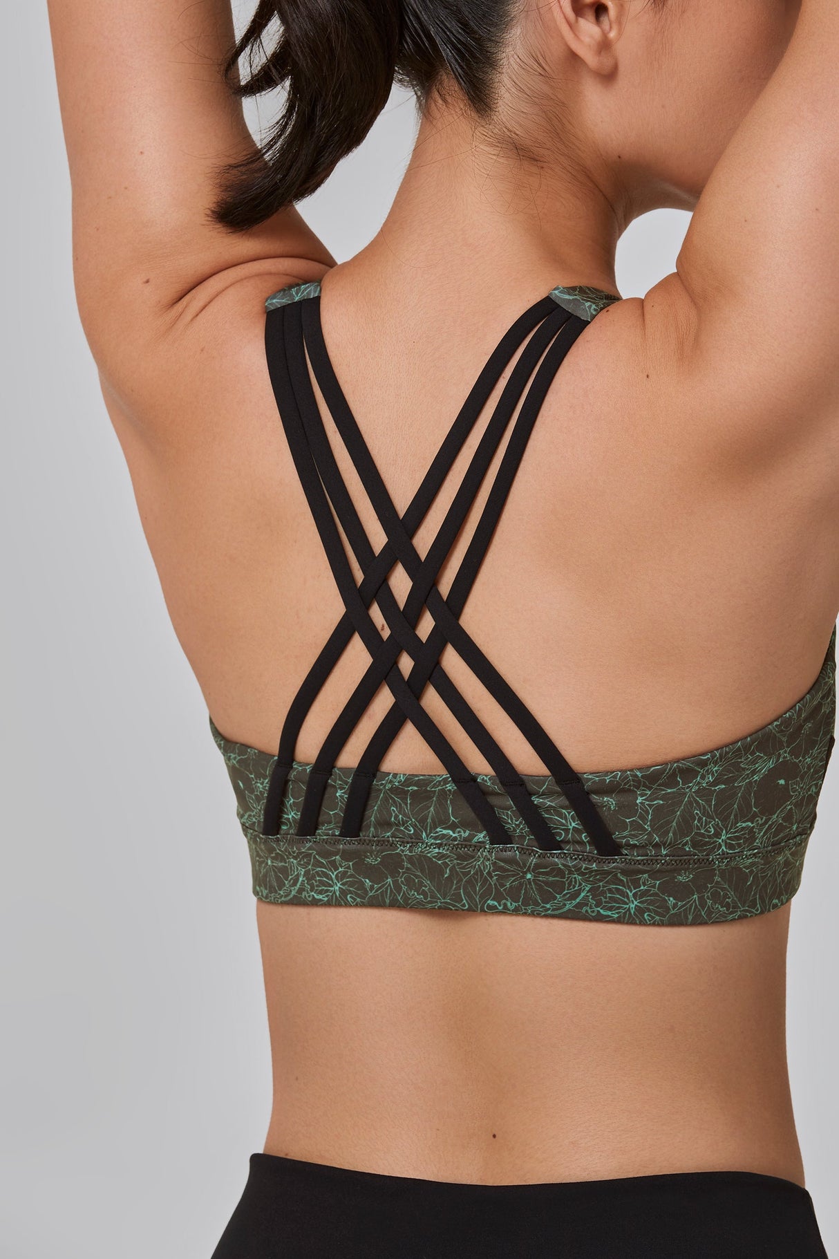 Power™ Zip Front Criss Cross High Support Running Bra | Women's High Support Sports Bra (Plus Size)