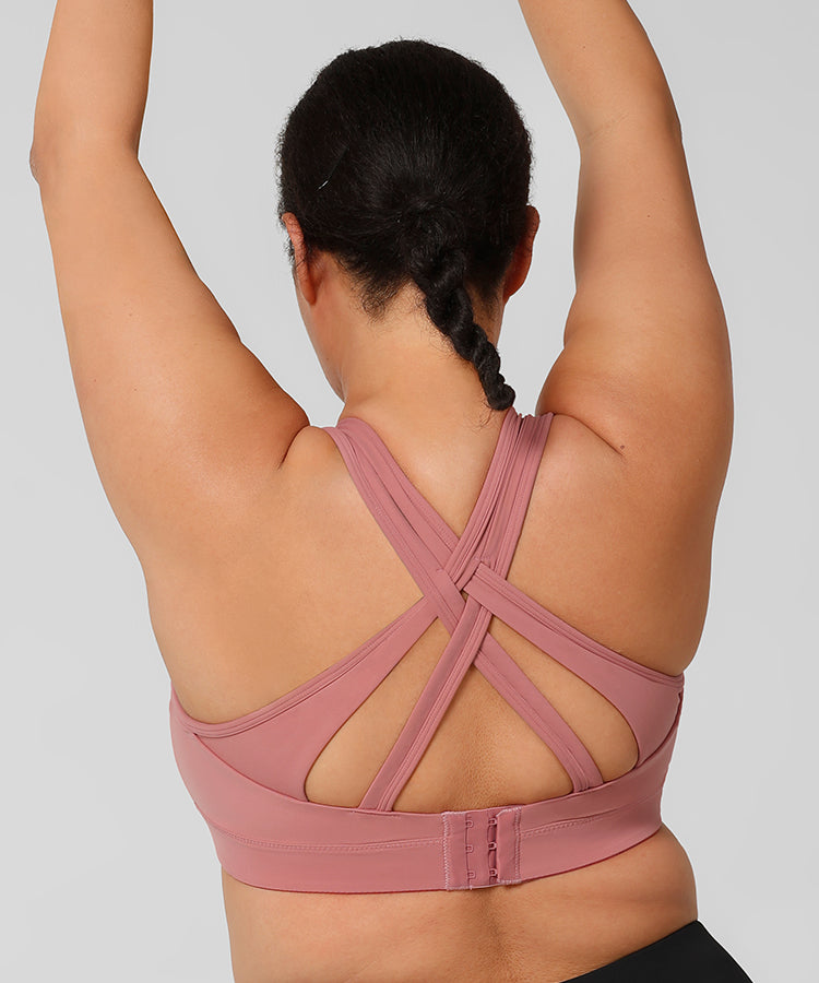 Plus Size Cross Back Sports Bra With Open Back