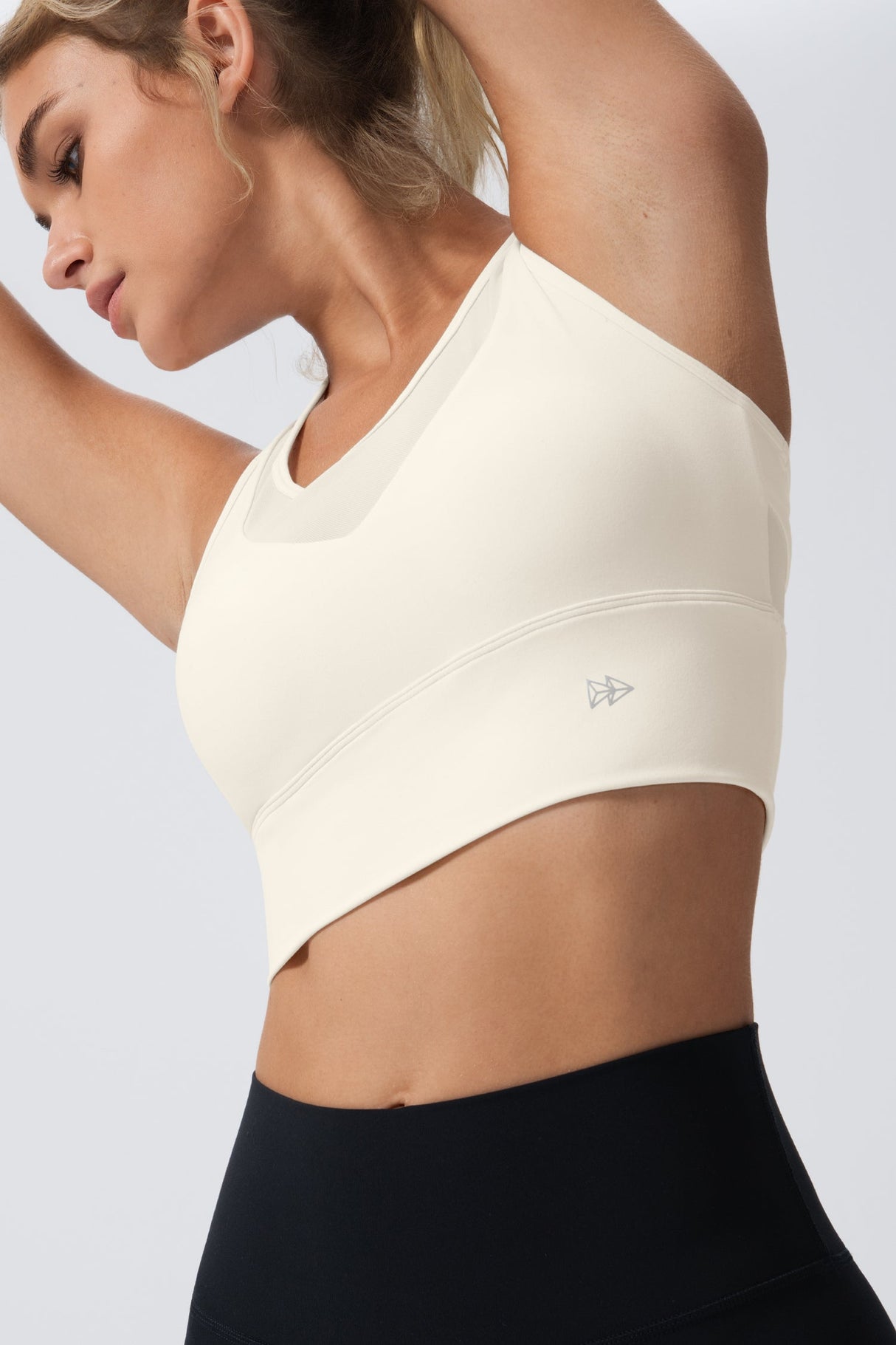 Echo™ Deep V-Neck Mesh Longline Padded Yoga Bra | Women's Light Support Sports Bra