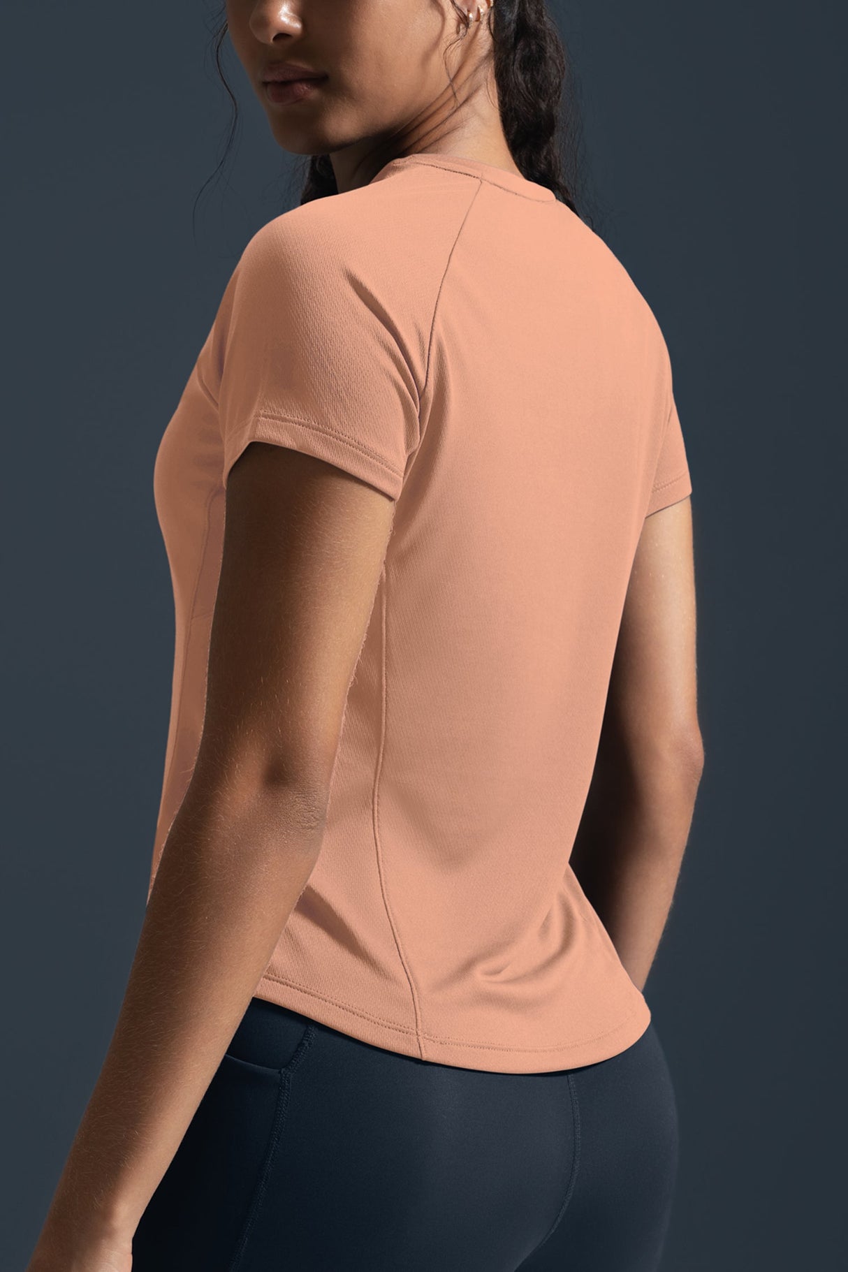 Ultra-light Cool Touch Slim Fit T-shirt | Women's Short Sleeve T-shirt