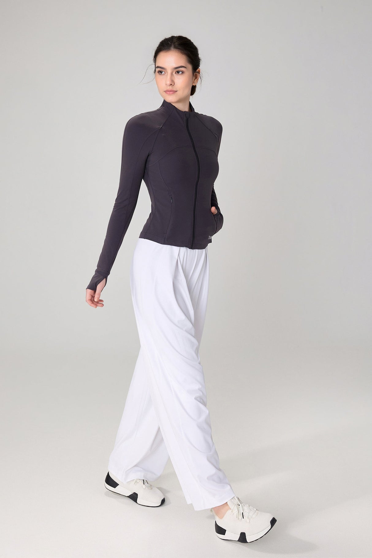 Anywhere™ Slim-fit active jacket with mesh back panel | Women's Sports Jacket